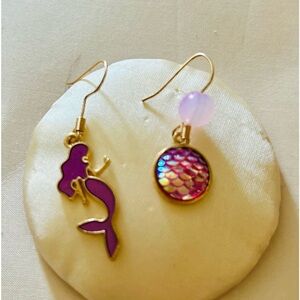 Mermaid Tails Jewelry Set !! All handmade by me! Necklace is adjustable